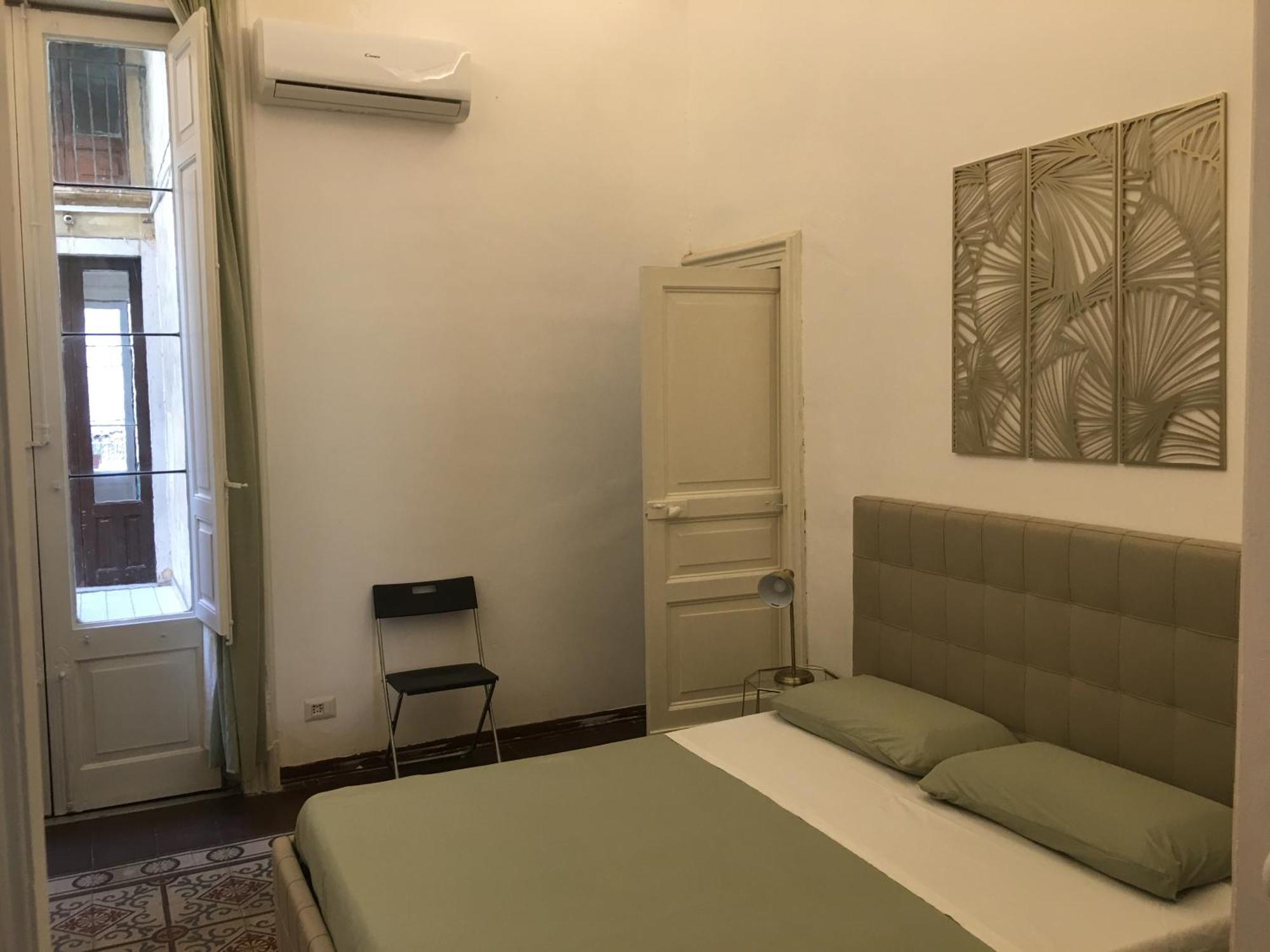Bohemian Apartment Terrace Downtown Catania Exterior photo
